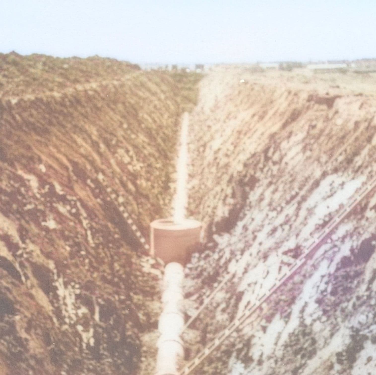 Travaux de construction d’une cellule d’enfouissement pour déchets toxiques à Blainville, réalisés pour Stablex.