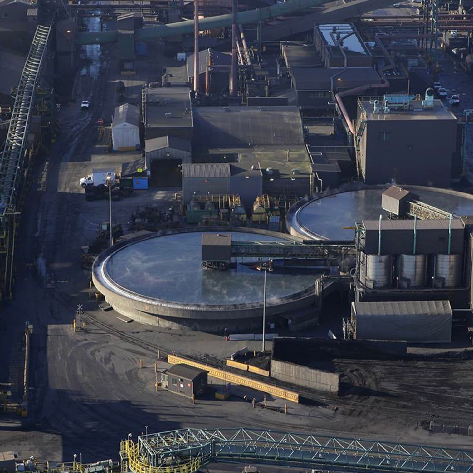 Projet industriel lourd réalisé par Construction Sorel pour le secteur industriel local, incluant des travaux pour QIT RTFT et Rio Tinto.